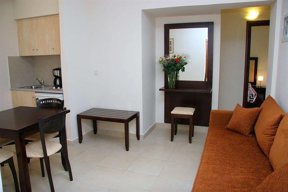 העיירה קוס Michel Apartments מראה חיצוני תמונה